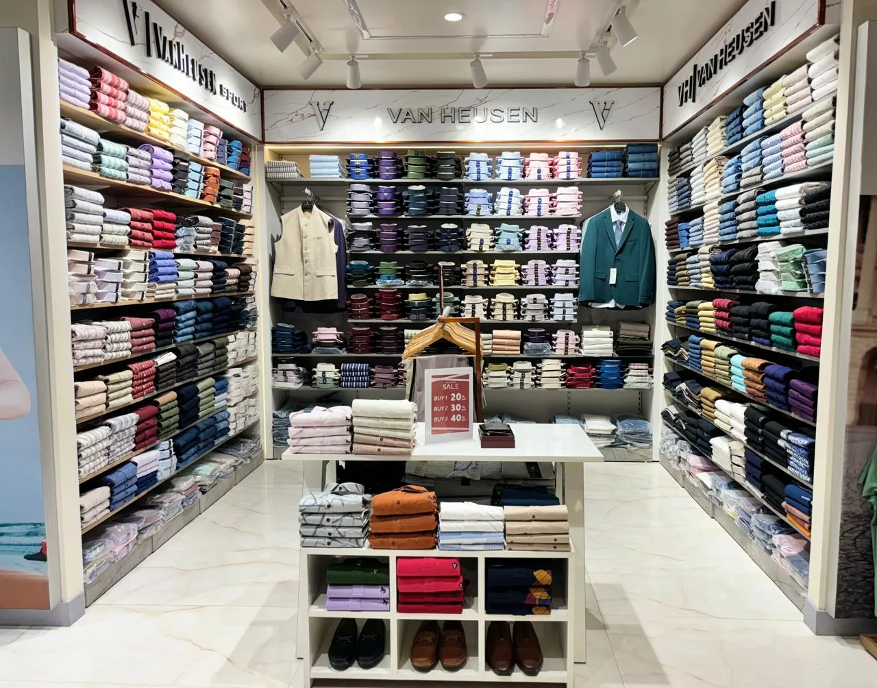 Inside Savinay